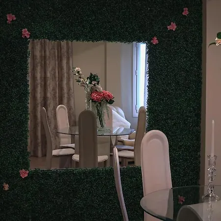 λabirinthia Apartment