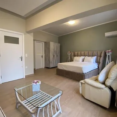 λabirinthia Apartment Athens